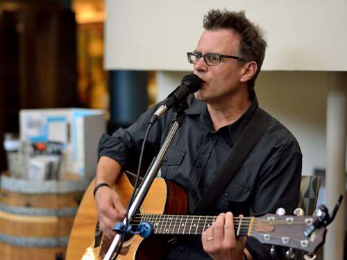 Live Music in Fairway